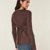 Top babydoll Henley com laço fácil Top babydoll Henley com laço fácil