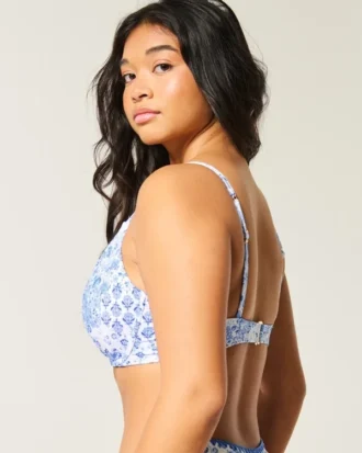 Top de biquíni com aro e decote profundo Curvy