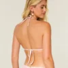 Top de biquíni triangular com lantejoulas estilo croché