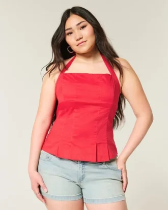 Top halter com costas abertas e pregas