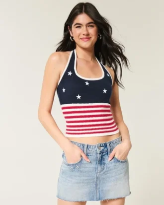 Top halter estilo croché com padrão da bandeira americana