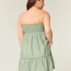 Vestido babydoll sem alças bordado