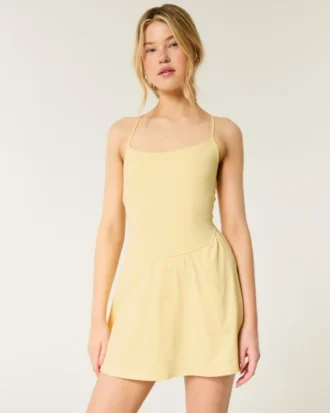 Vestido com alças nas costas Gilly Hicks Active