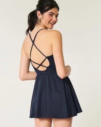 Vestido com alças nas costas Gilly Hicks Active