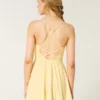 Vestido com alças nas costas Gilly Hicks Active