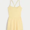 Vestido com alças nas costas Gilly Hicks Active