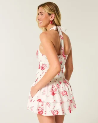 Vestido com saia-calça com smock duplo e alças