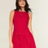 Vestido com saia-calça de cintura baixa e gola alta