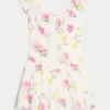 Vestido com saia-calça e mangas esvoaçantes