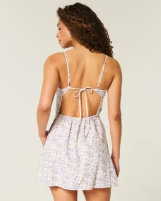 Vestido com saia-calça em mistura de linho com costas abertas