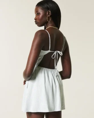 Vestido com saia-calça em mistura de linho com costas abertas