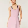 Vestido em camadas Active Boost da Gilly Hicks Vestido em camadas Active Boost da Gilly Hicks