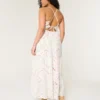 Vestido maxi com costas abertas