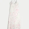 Vestido maxi com costas abertas