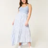 Vestido maxi com decote em V estilo croché