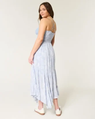 Vestido maxi com decote em V estilo croché