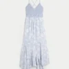 Vestido maxi com decote em V estilo croché