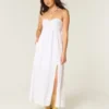 Vestido maxi sem alças com torção no busto