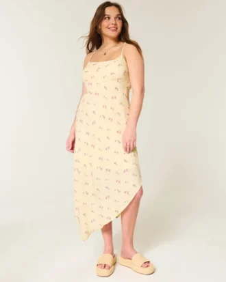 Vestido midi com bainha assimétrica