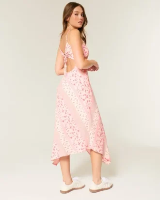 Vestido midi com bainha assimétrica