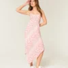 Vestido midi com bainha assimétrica