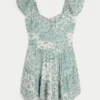 Vestido mini com saia-calça e mangas esvoaçantes