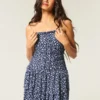 Vestido mini-saia de malha sem alças