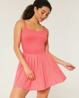 Vestido plissado Gilly Hicks Active