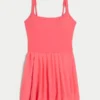 Vestido plissado Gilly Hicks Active